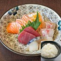 8 SASHIMI MIX avec bol de riz