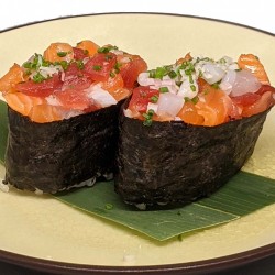 Sushi Gunkan Tartare cinq poissons par paire